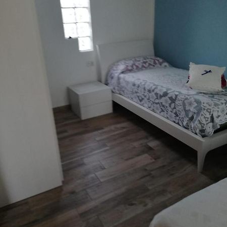 Bed and Breakfast Cascina Anita à Samarate Extérieur photo
